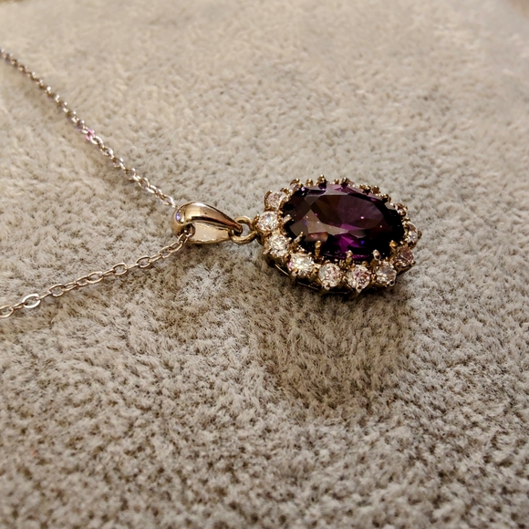 Necklace with silver chain purple gemstone - Picture 5 of 7